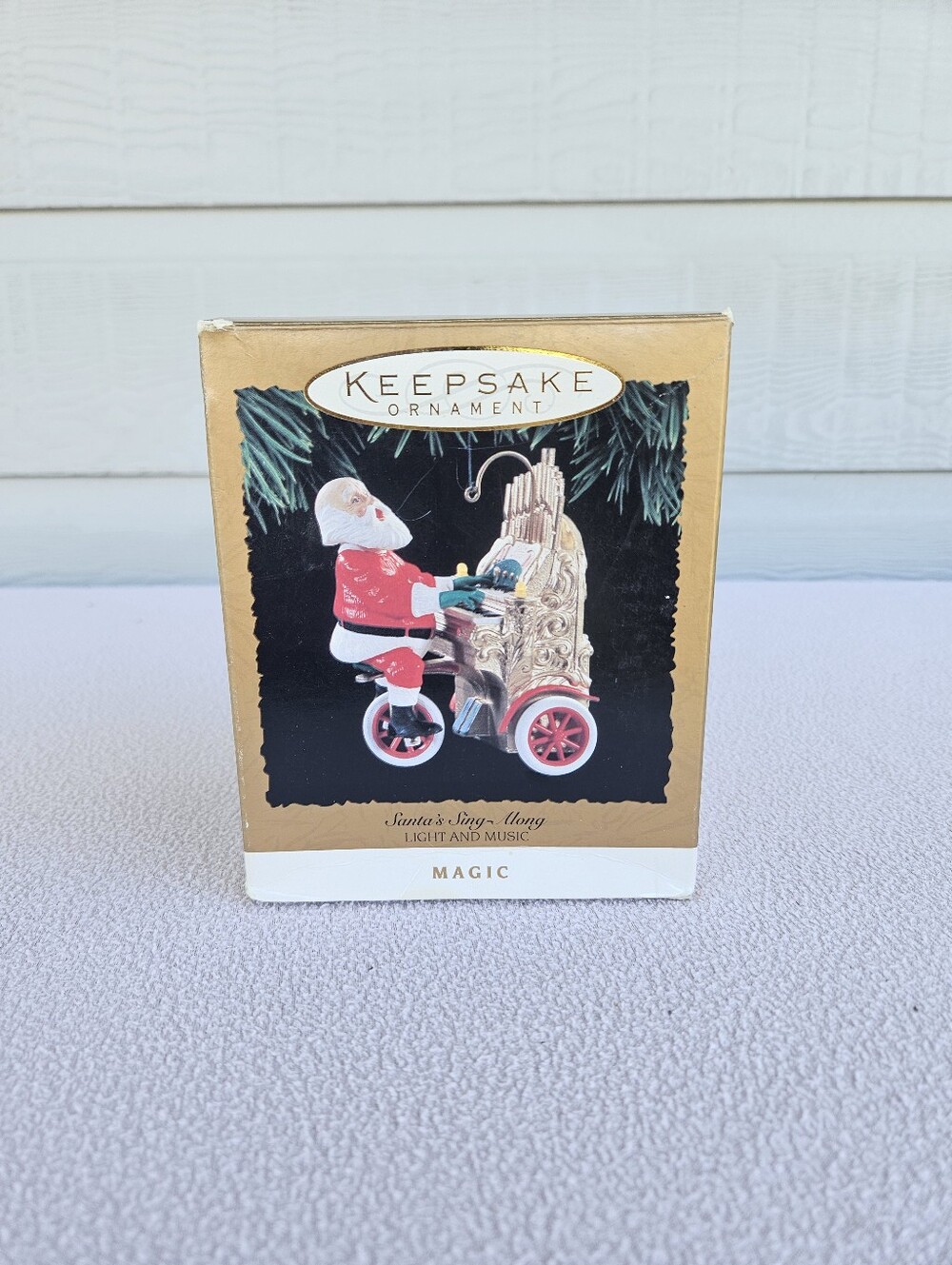 Hallmark Keepsake 1994 Santa's Sing-Along Calliope Magic Christmas Ornament